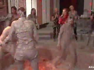 Buta mud fight clip