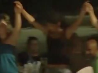 Grkinje dancing-boobs