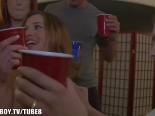 Vysoká škola sex video párty najlepšie na jar prestávka
