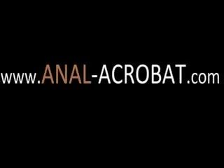 殘酷 底部 鋼棒 的 底部 acrobat