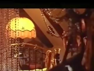 Keyhole 1975: volný filming pohlaví video vid 75
