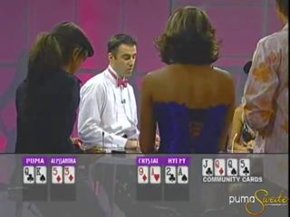 شقراء كوجر السويدي wins ل jackpot داخل لعبة البوكر