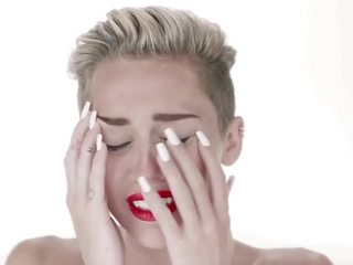 Miley cyrus wrecking м'яч ххх версія, hd ххх кіно 3в